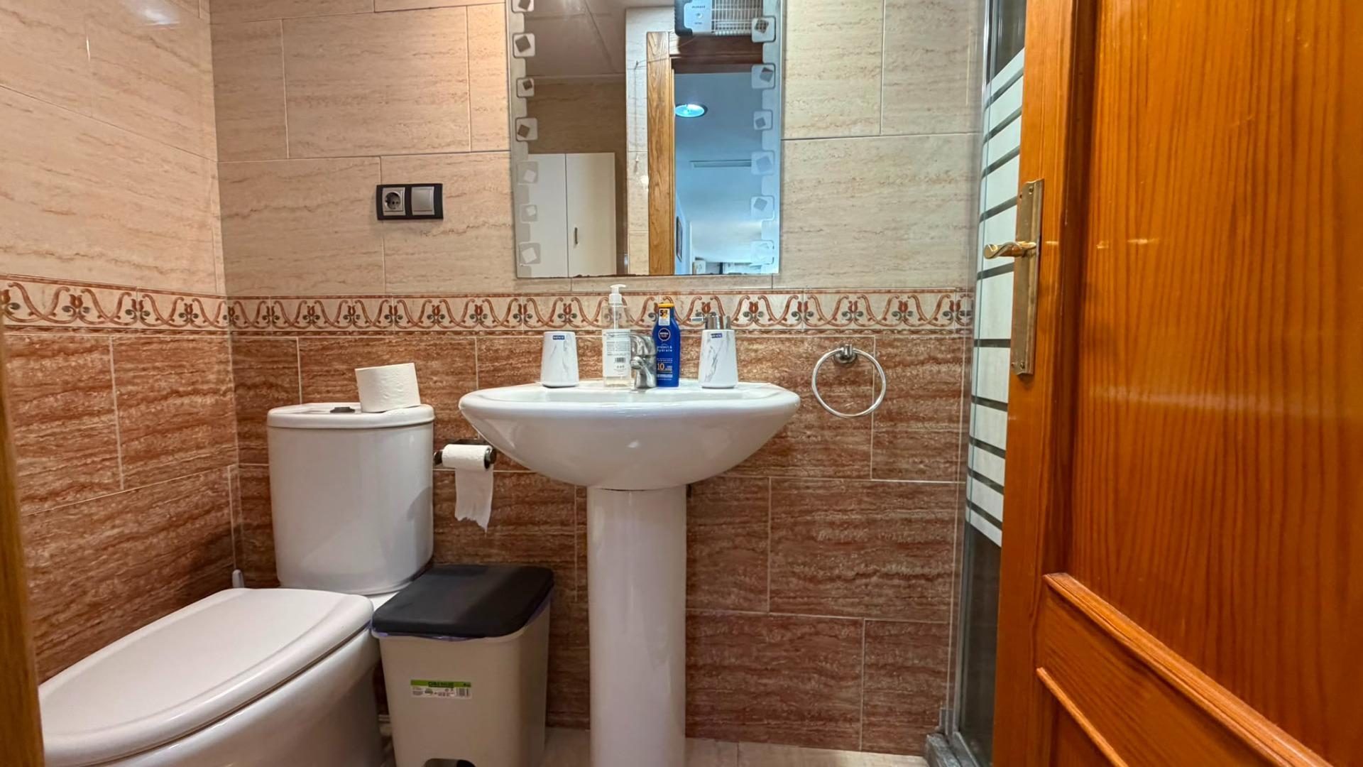 Apartment in Torrevieja — image 4