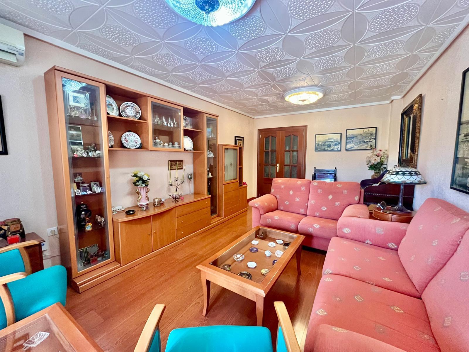 Apartment in Torrevieja — image 1