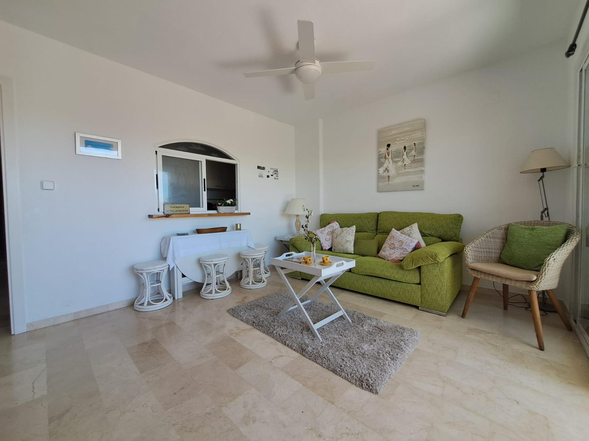Penthouse in Torrevieja — image 3