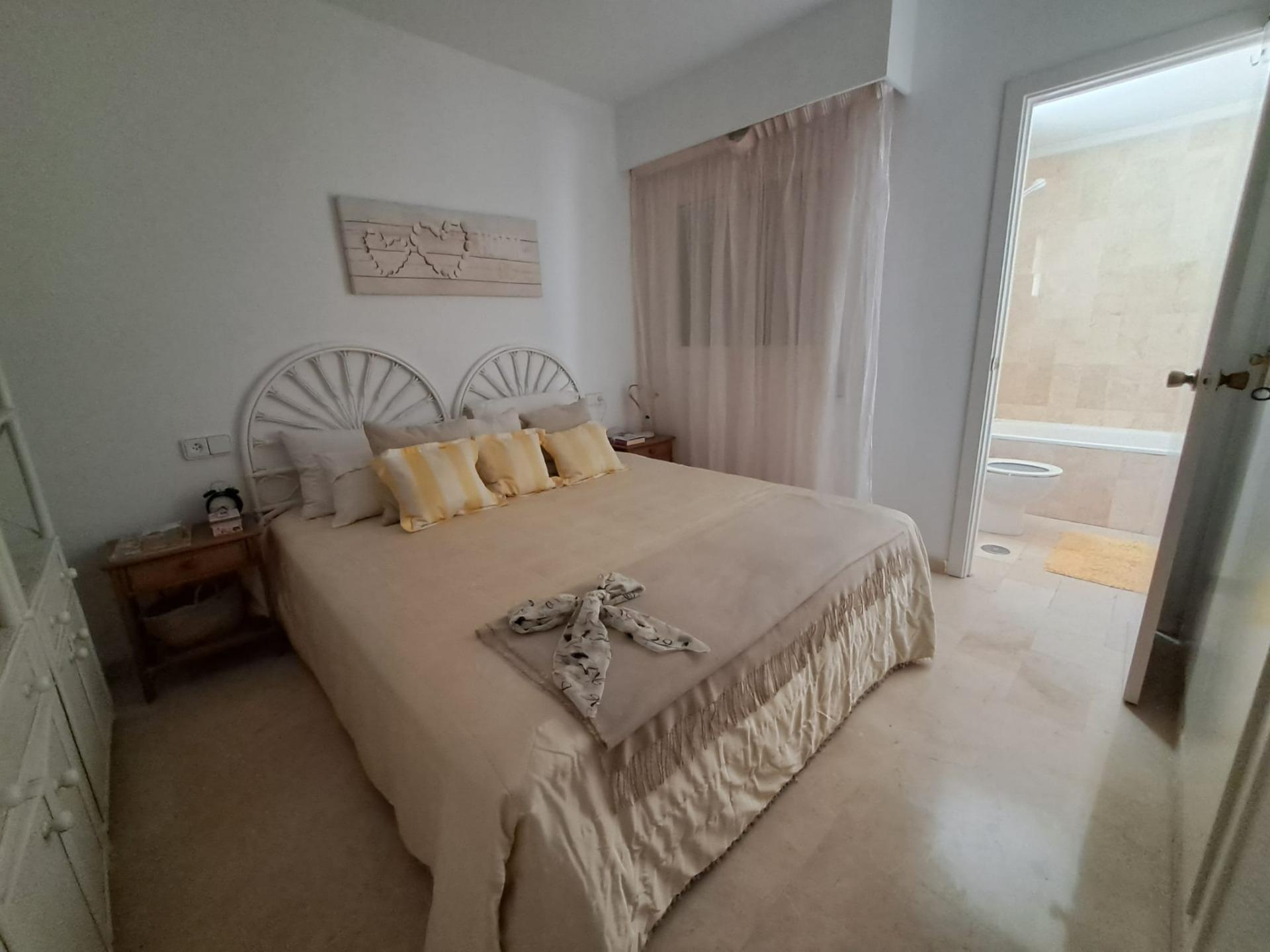 Penthouse in Torrevieja — image 7