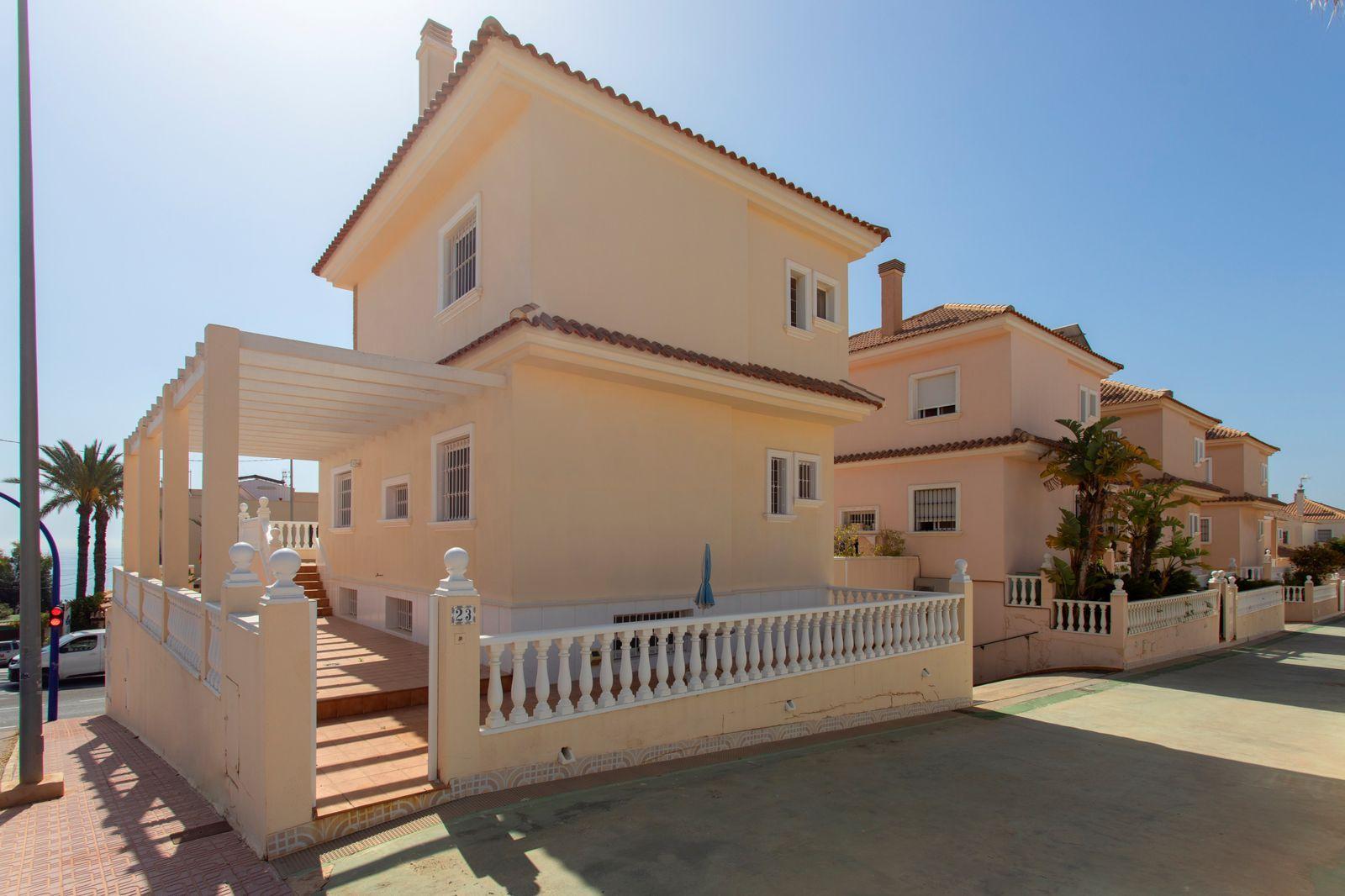 Villa in Torrevieja — image 3