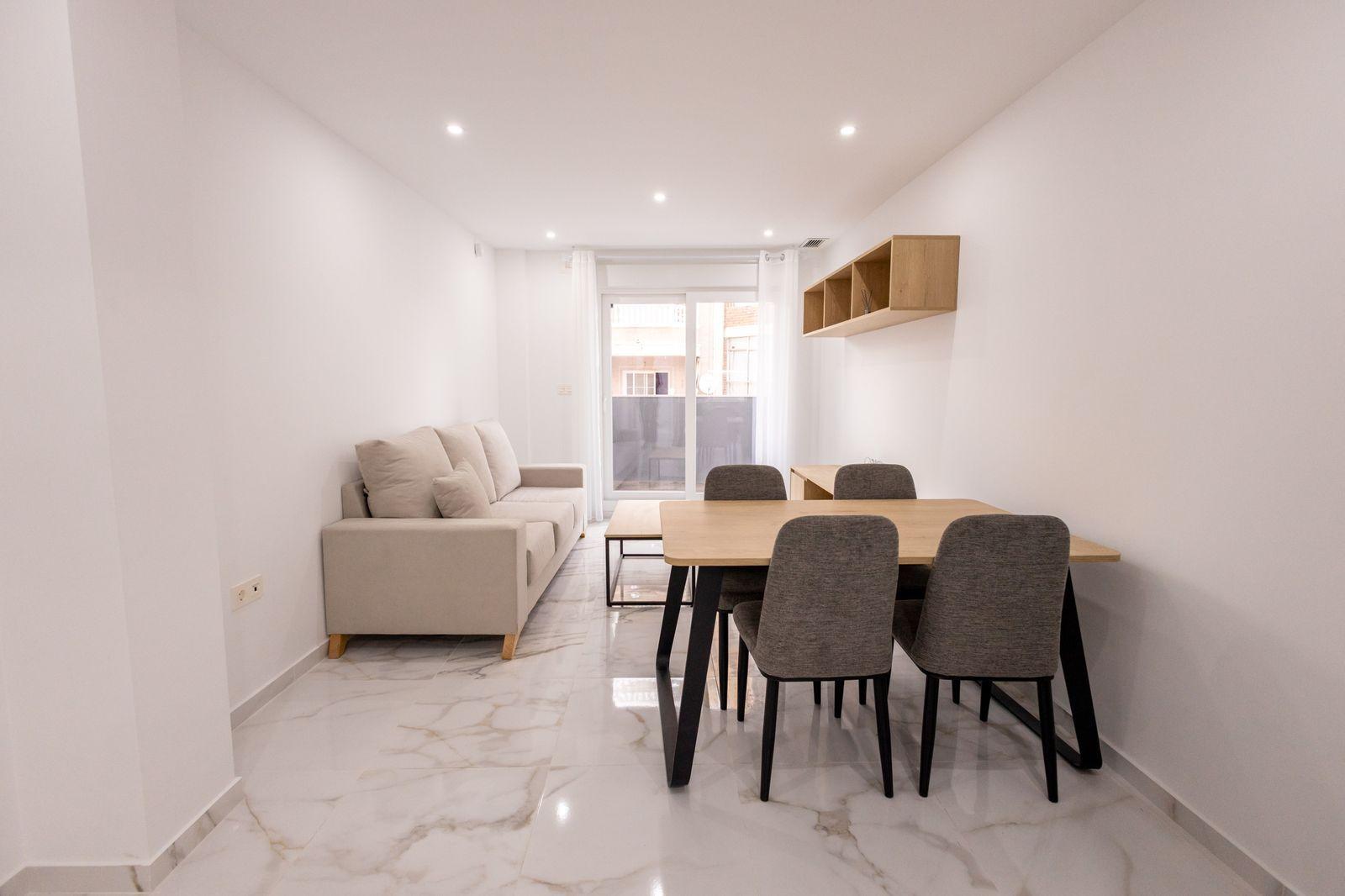 Apartment in Torrevieja — image 2