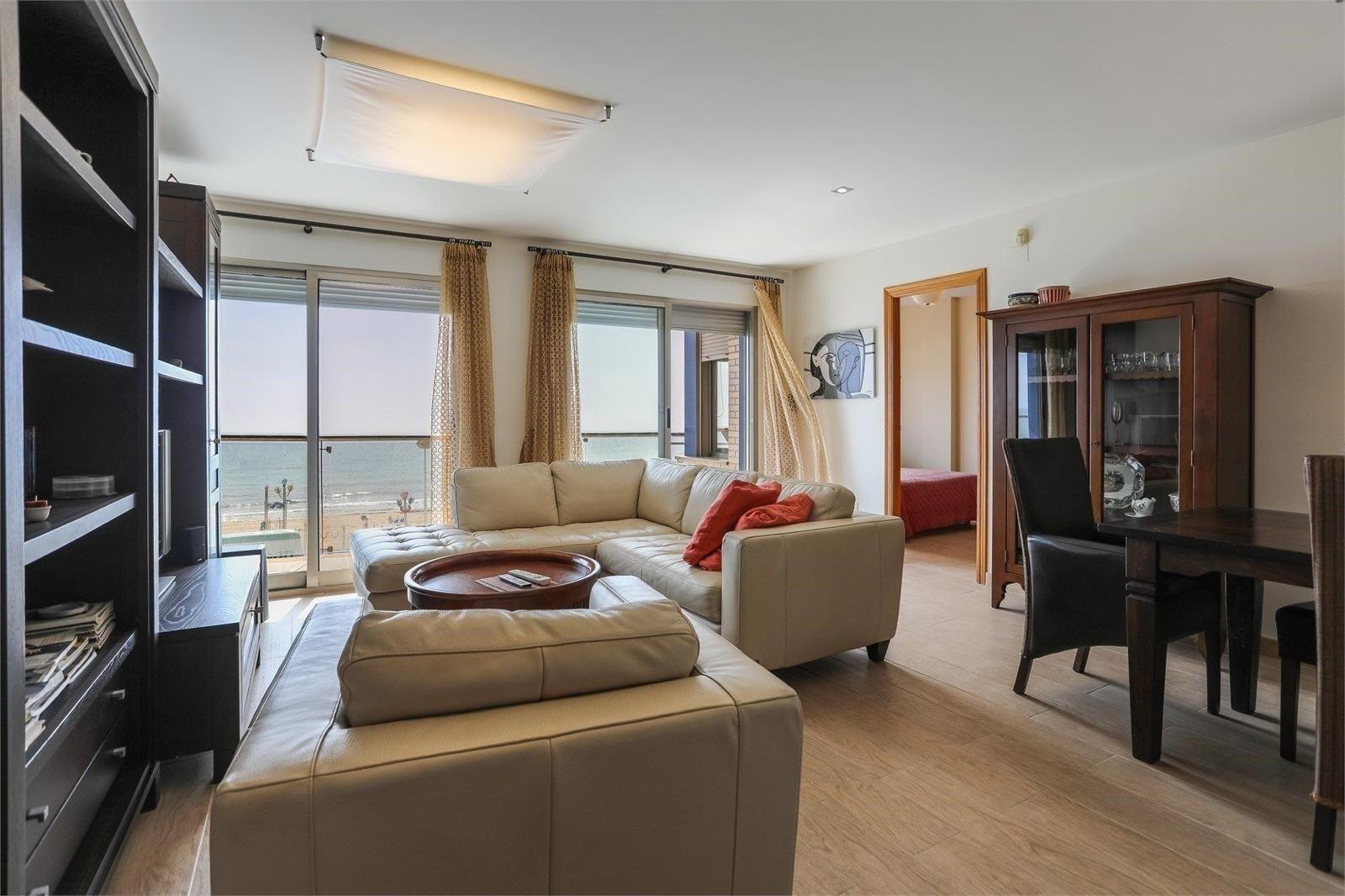 Apartment in Torrevieja — image 3