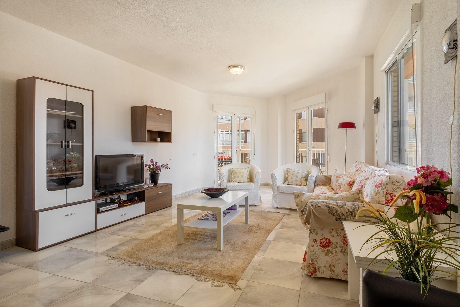 Apartment in Torrevieja - La Mata pueblo — image 4