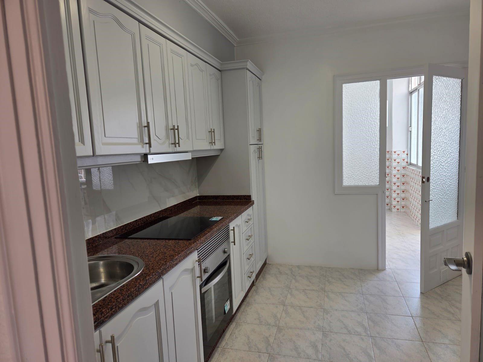 Apartment in Torrevieja - Estacion de autobuses — image 5