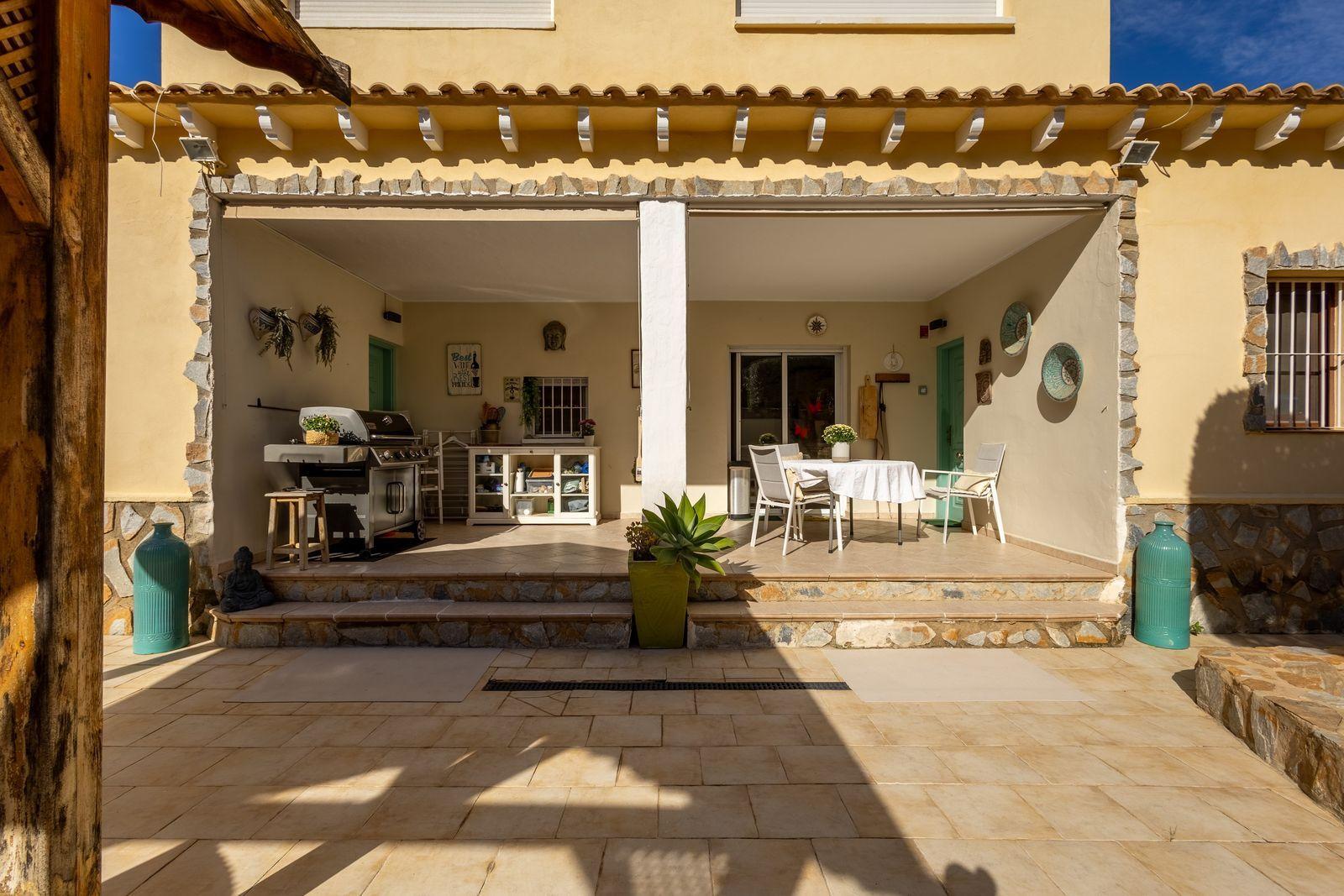 Villa in Almoradi - Comunidad valenciana — image 2