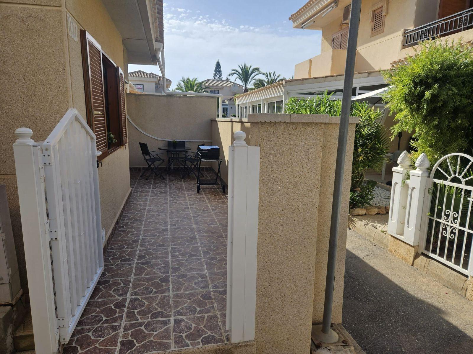 Apartment in Orihuela Costa - Playa Flamenca — image 3