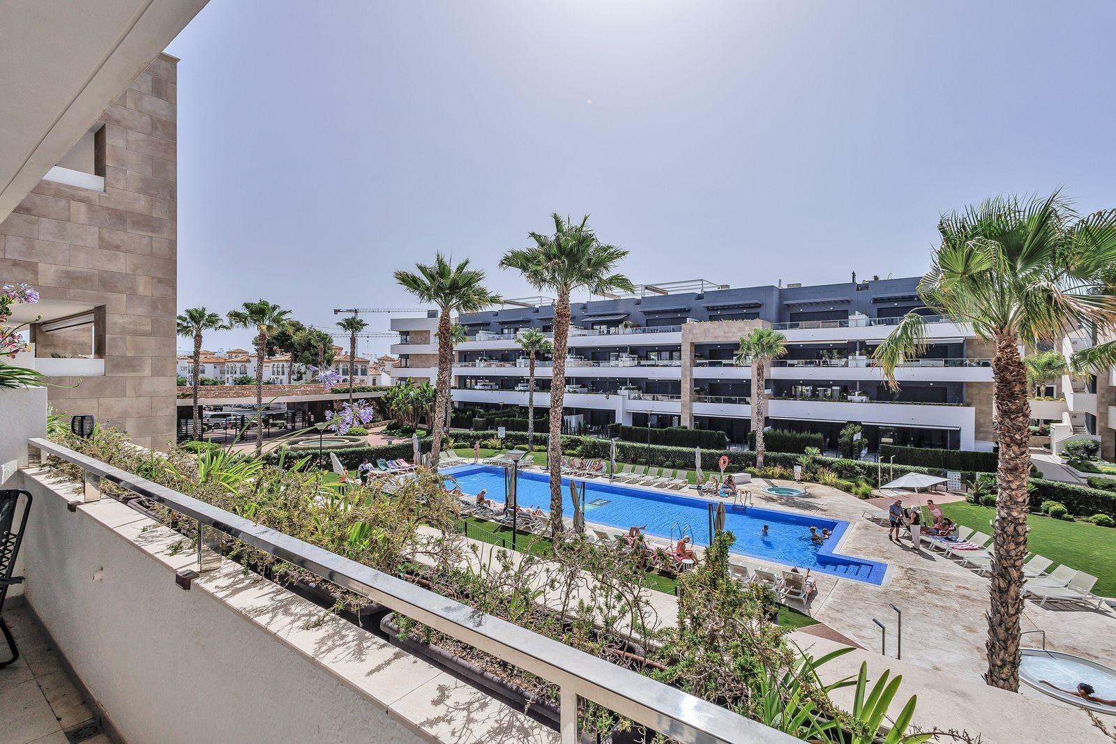 Apartment in Orihuela Costa - La Zenia — image 4