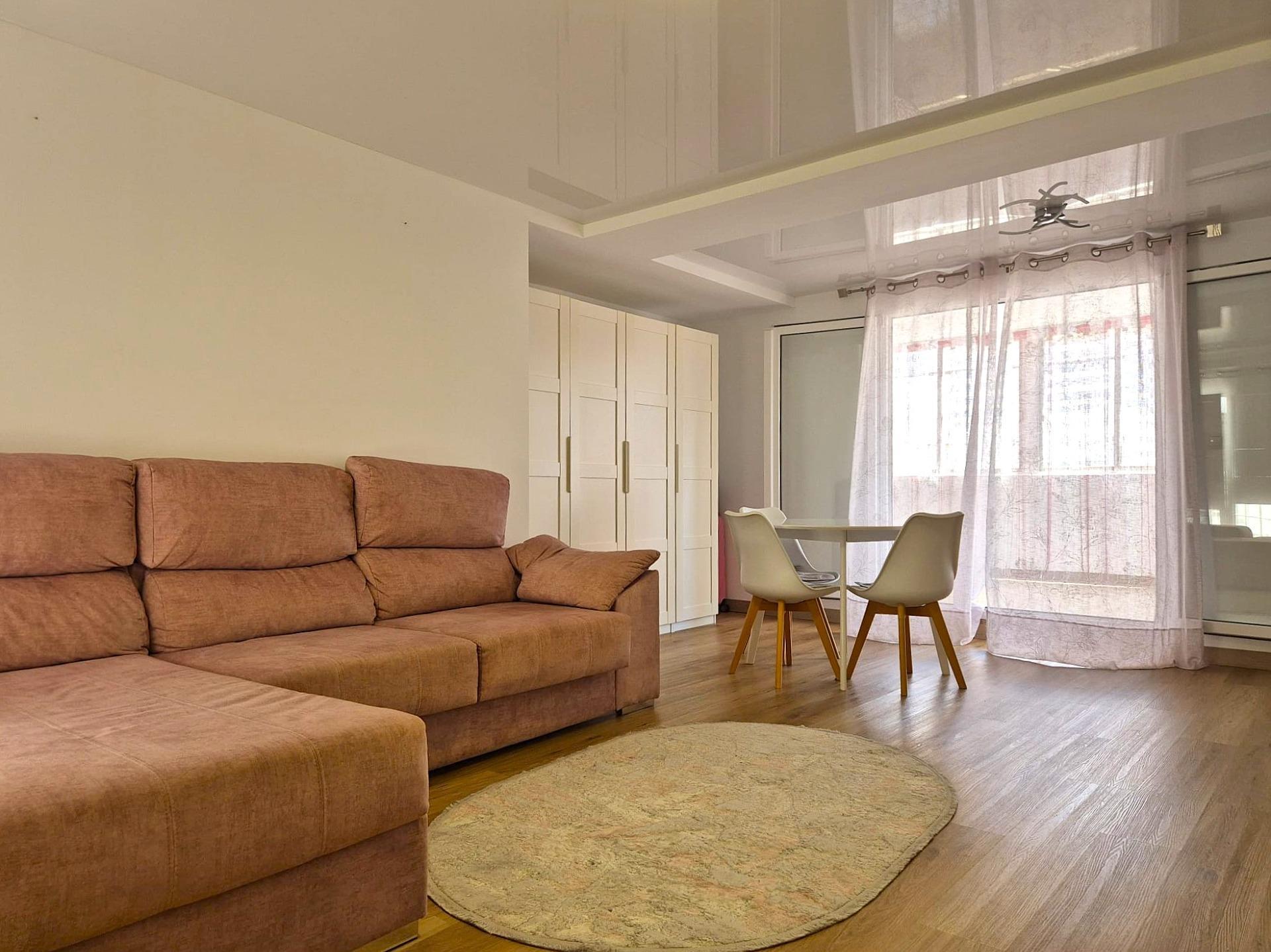 Apartment in Alicante - Carolinas Altas