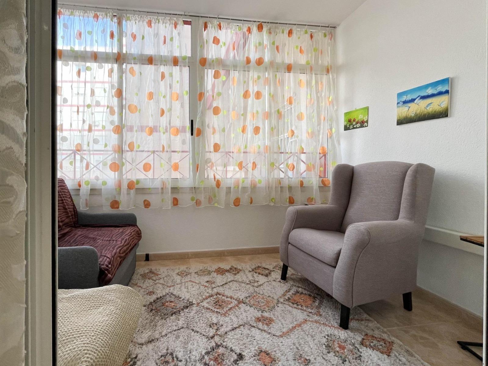 Apartment in Torrevieja - Centro — image 2