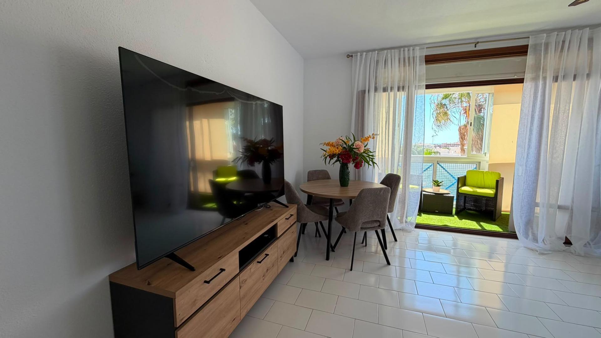 Apartment in Torrevieja — image 5