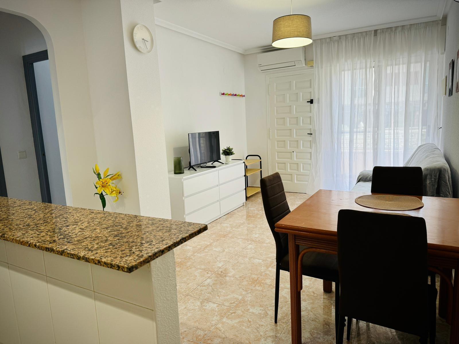 Apartment in Torrevieja — image 5