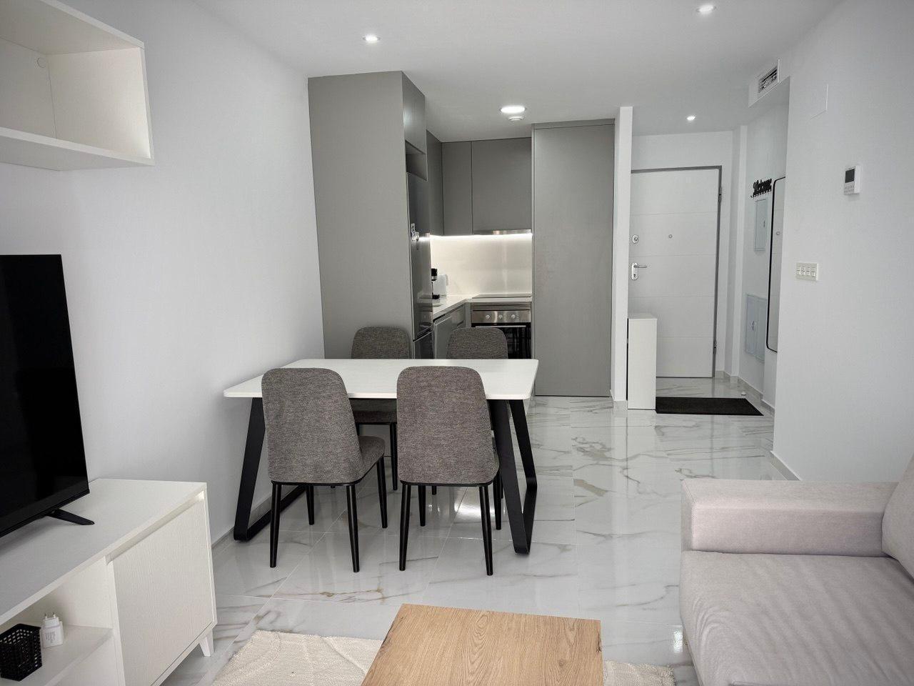 Apartment in Torrevieja — image 6