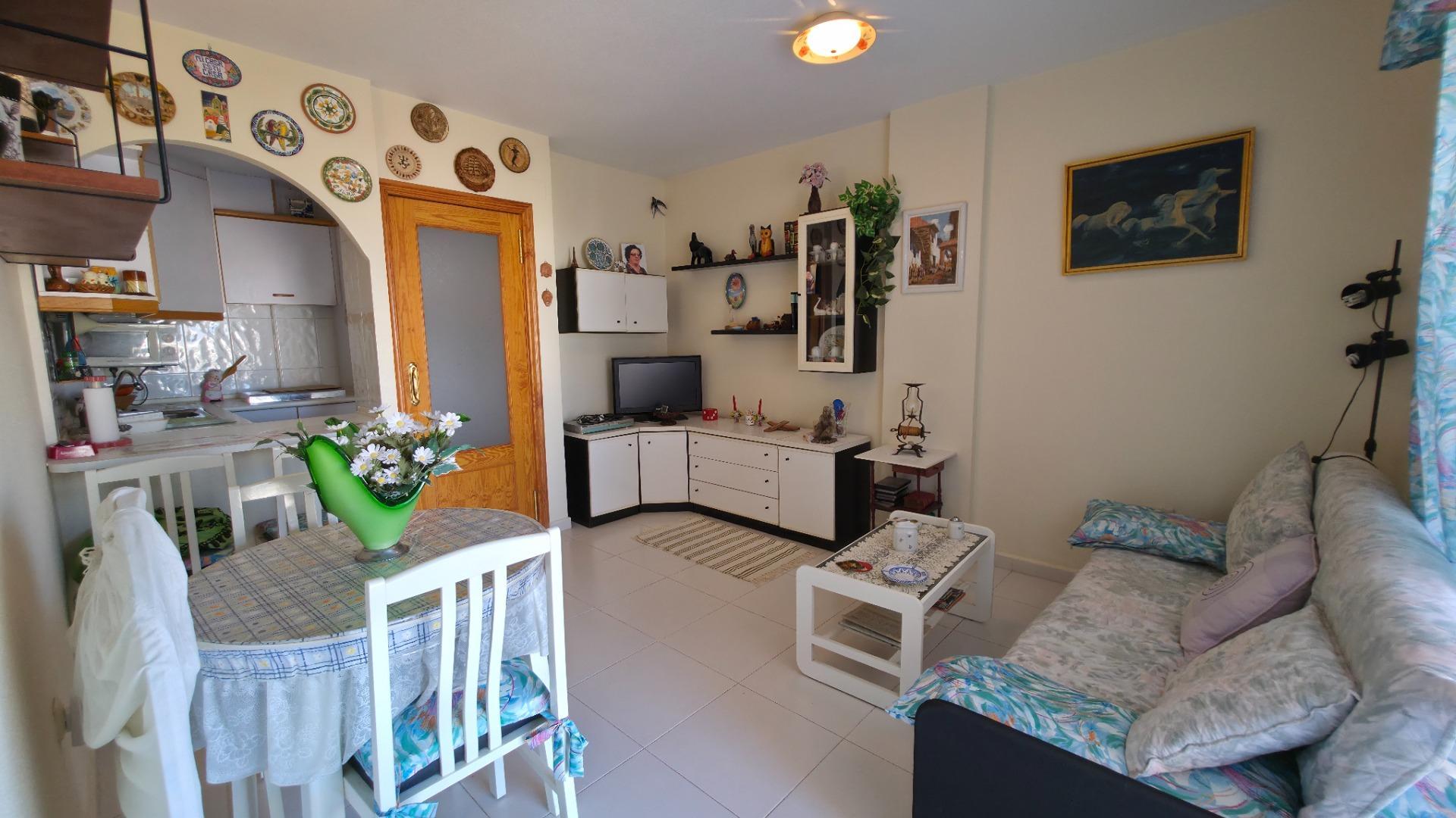 Apartment in Torrevieja — image 4
