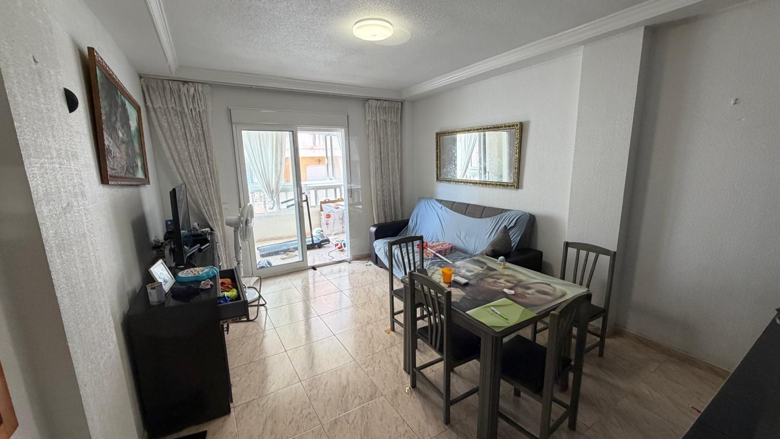 Apartment in Torrevieja — image 2