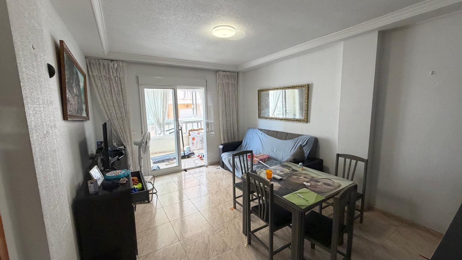 Apartment in Torrevieja — image 3