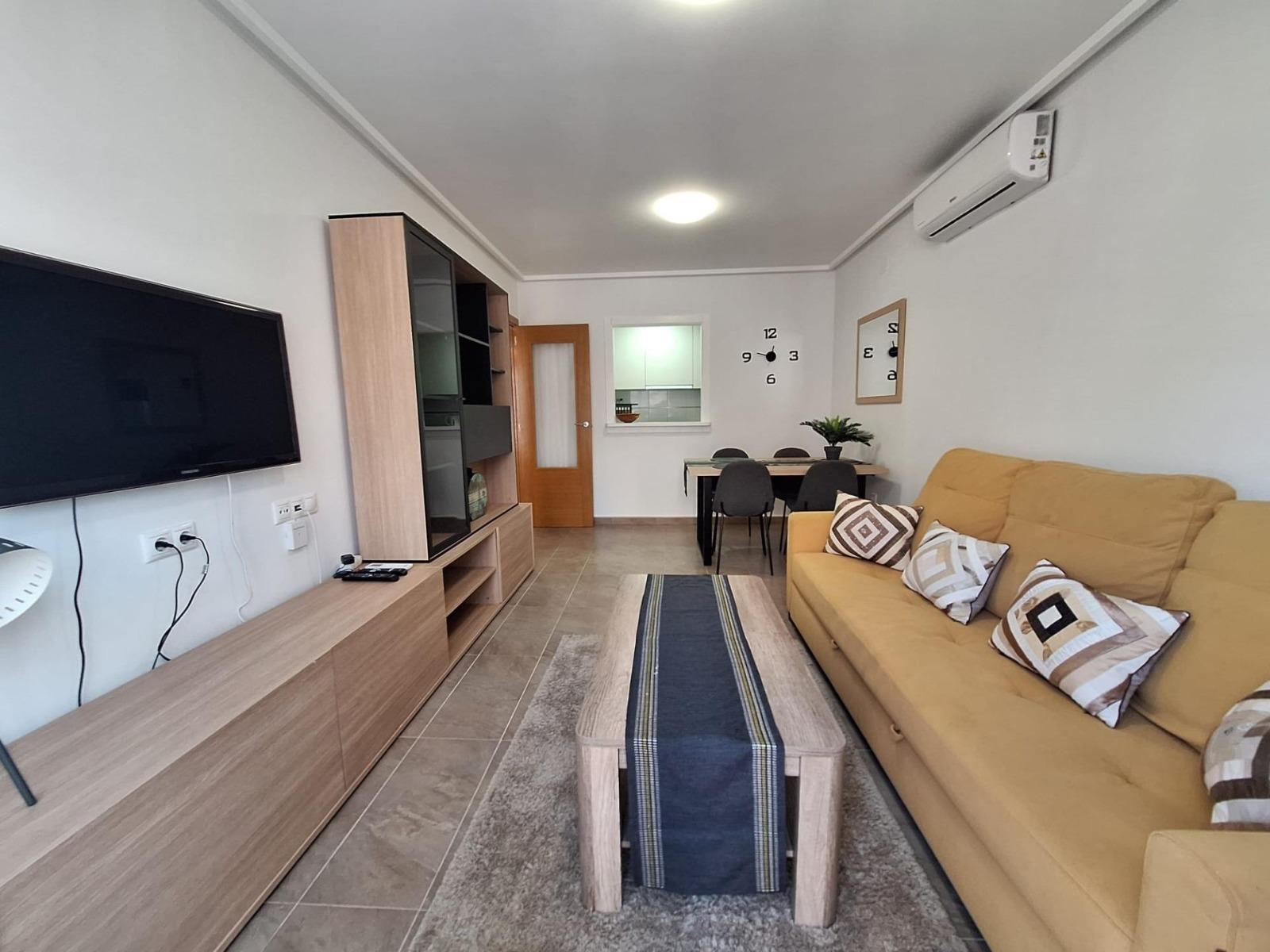 Apartment in Torrevieja — image 3