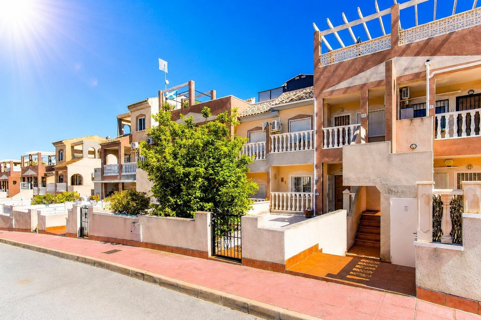 Apartment in Orihuela Costa — image 2