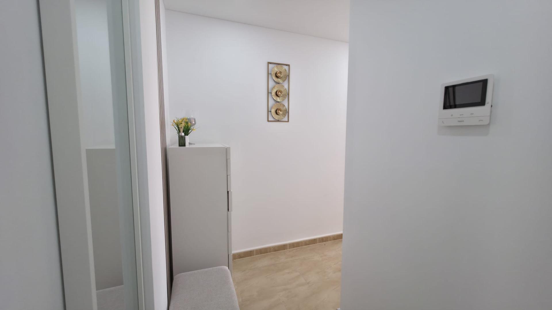 Apartment in Torrevieja — image 7