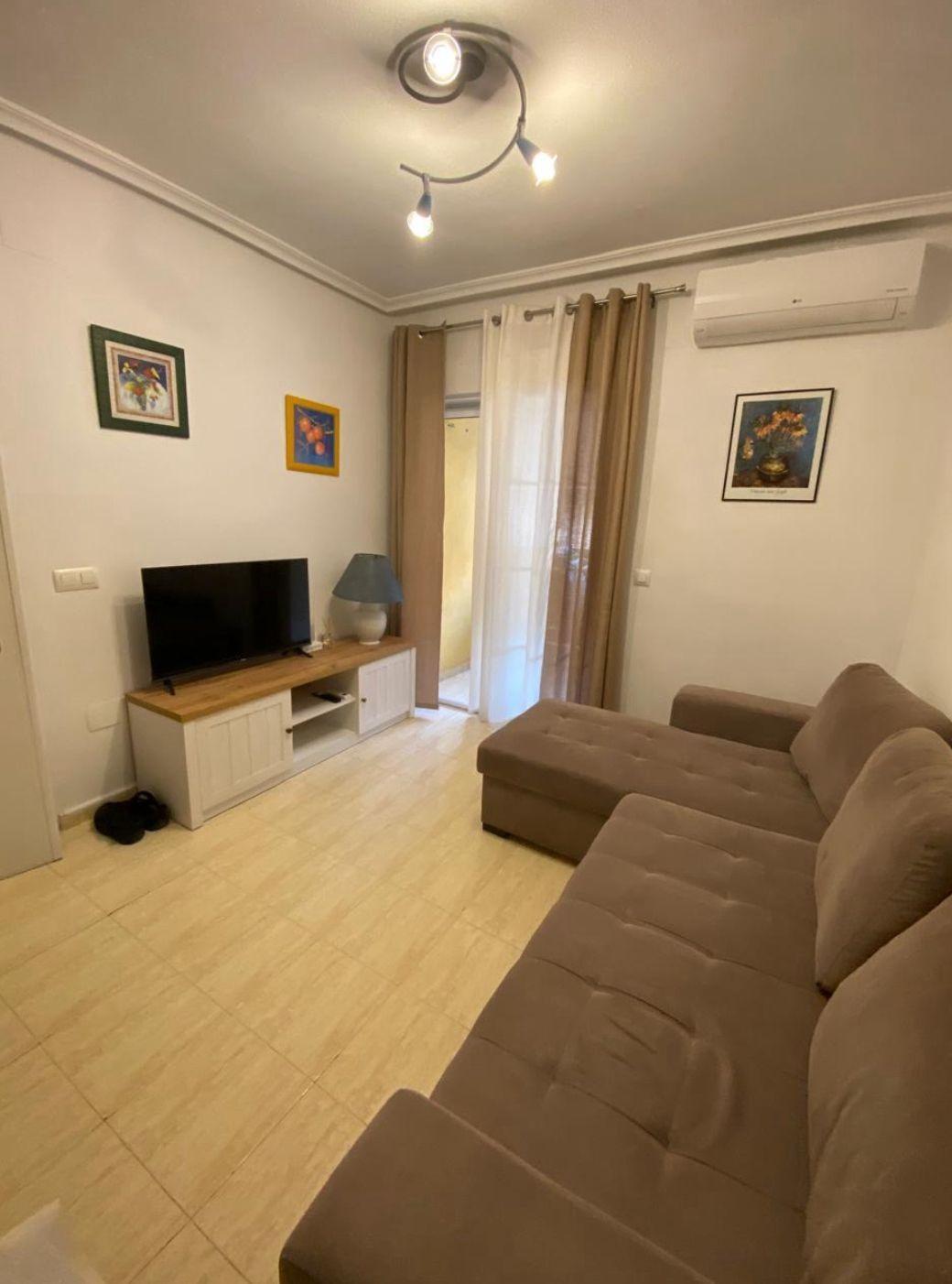 Apartment in Torrevieja — image 5