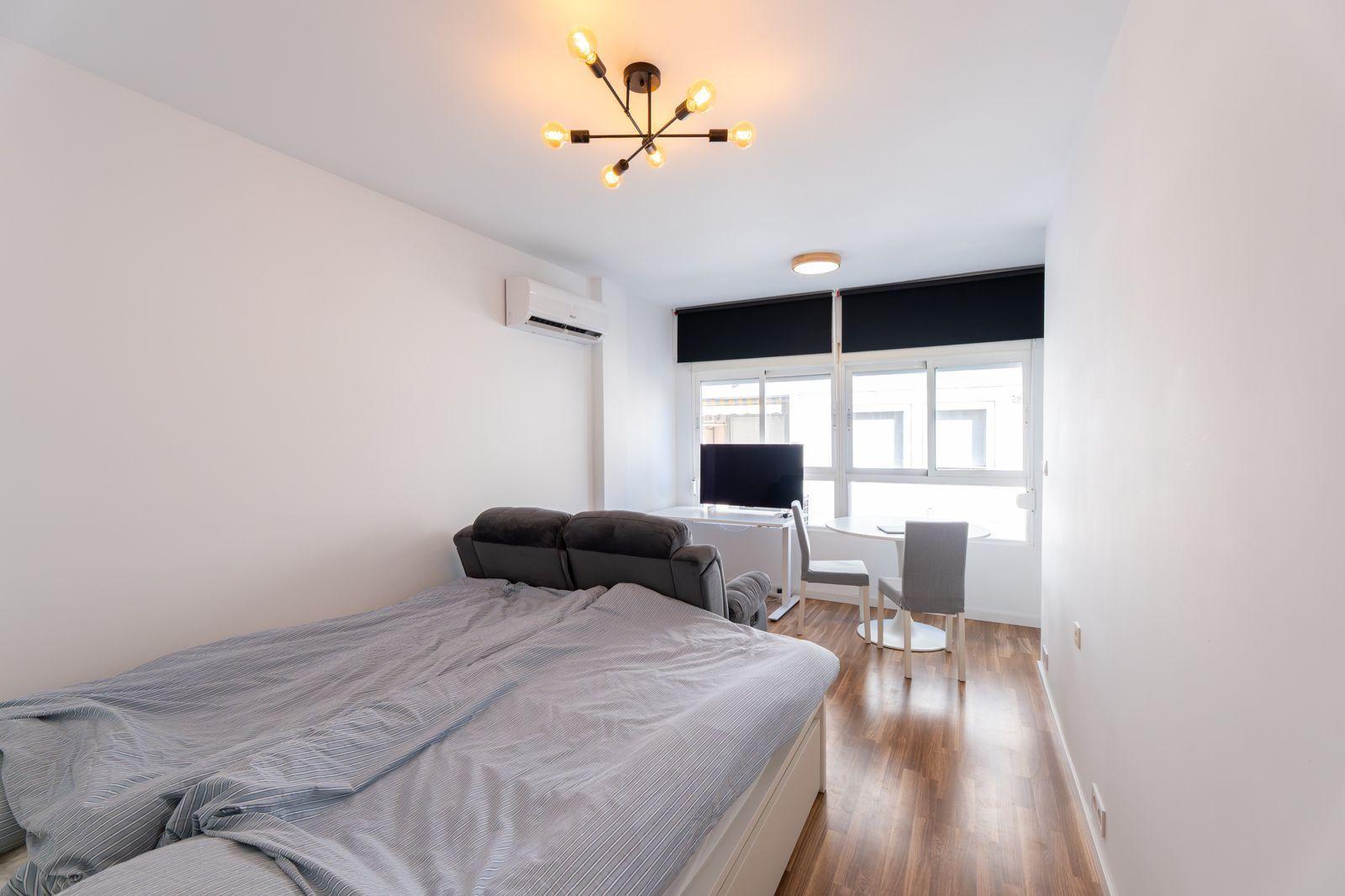 Apartment in Torrevieja — image 2