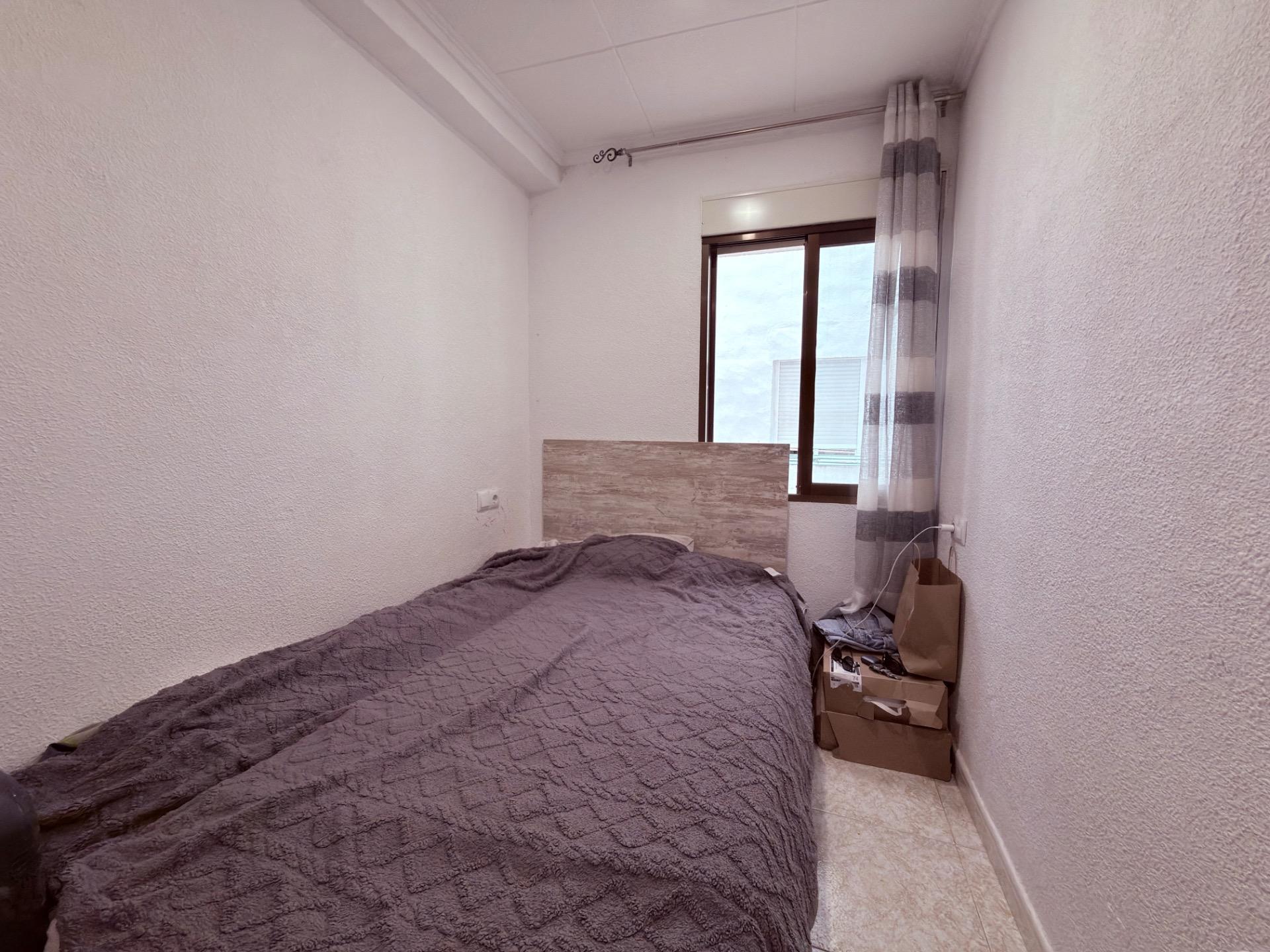 Apartment in Alicante — image 2