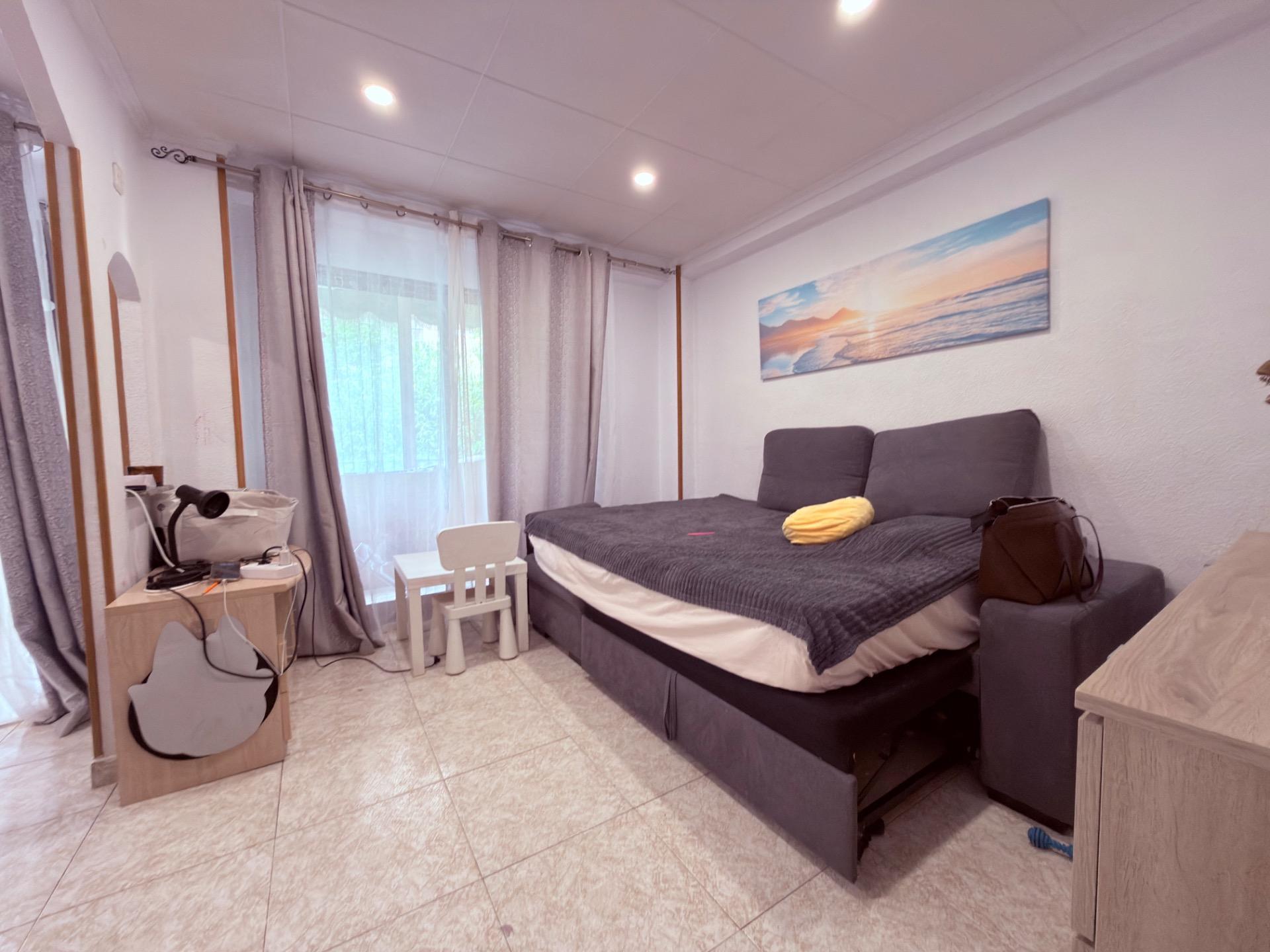 Apartment in Alicante — image 6