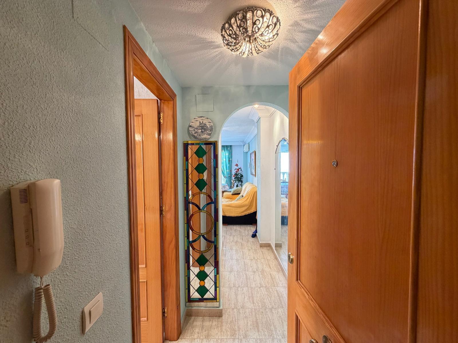 Apartment in Torrevieja — image 2