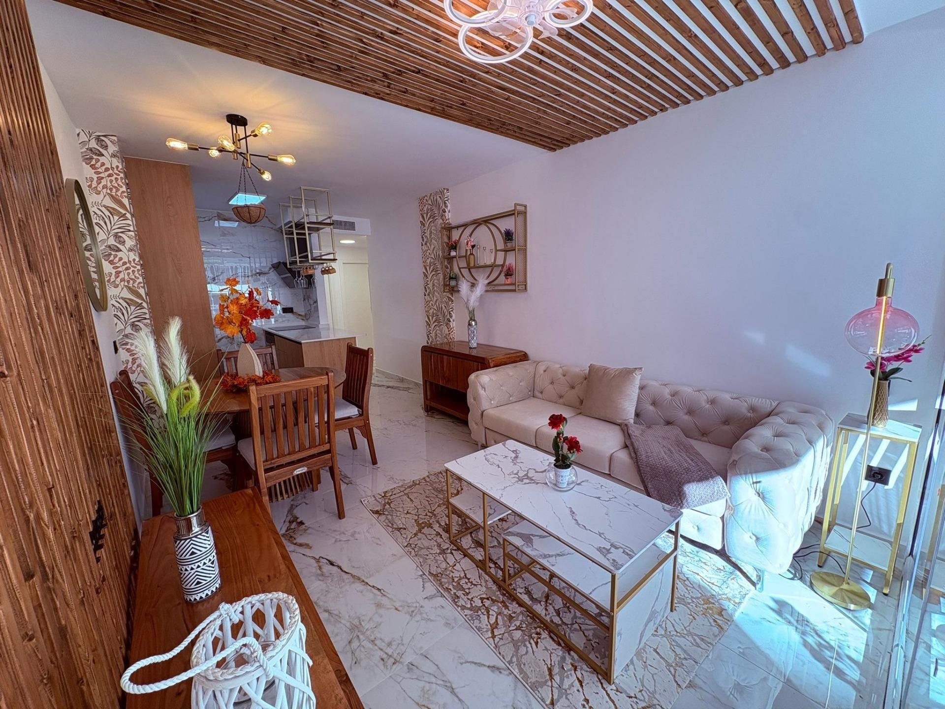 Apartment in Torrevieja — image 2
