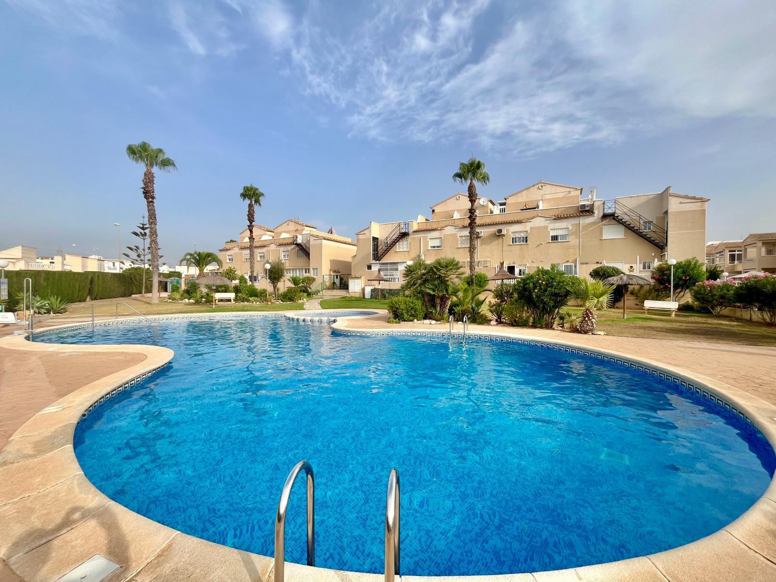 Bungalow in Orihuela Costa — image 2