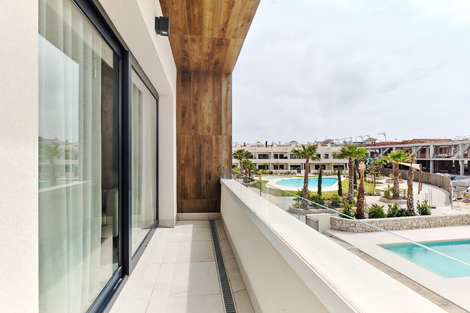 Apartment in Torrevieja — image 3