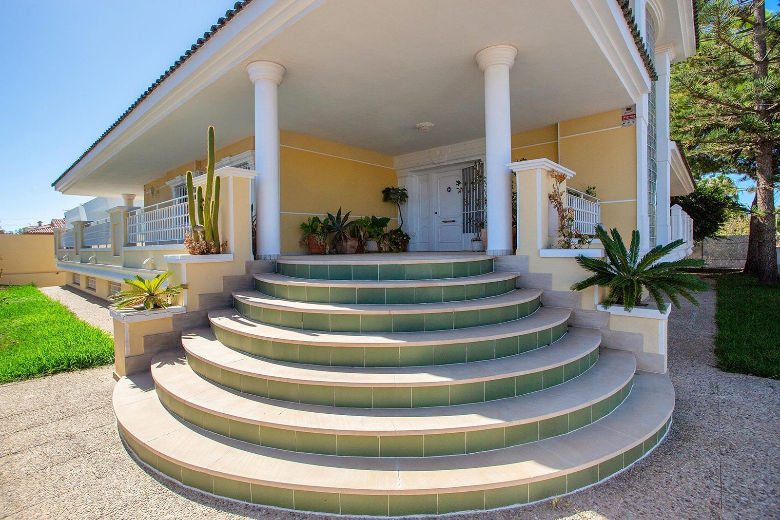 Villa in Torrevieja (Torreta Florida) — image 4