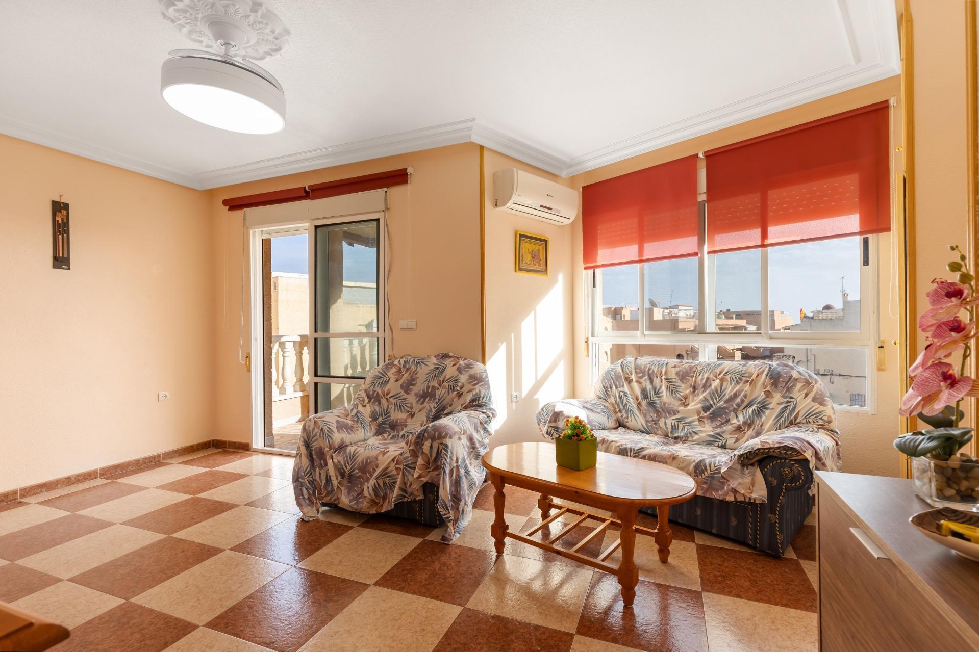 Apartment in Torrevieja (La Mata) — image 3