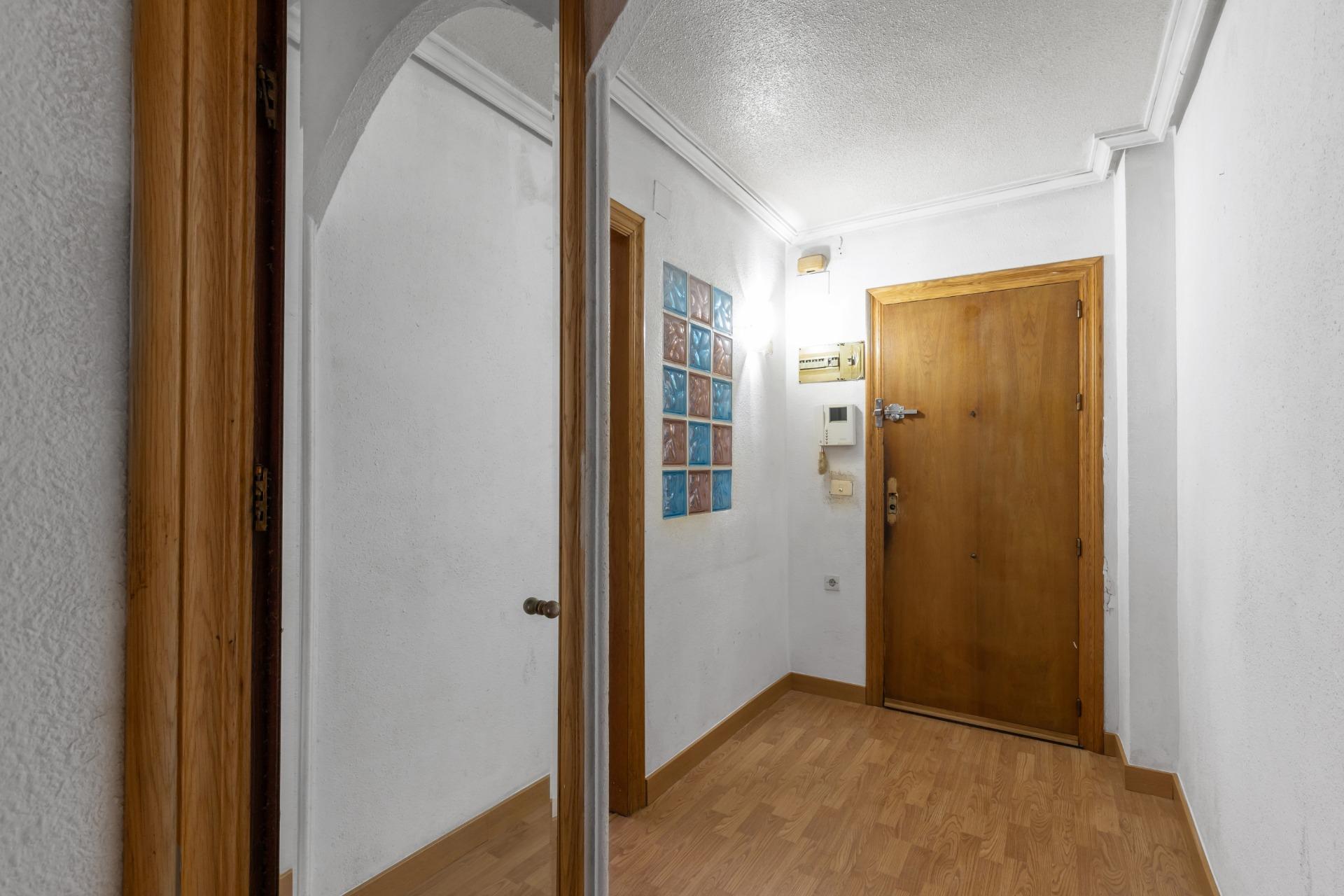 Apartment in Torrevieja (Habaneras) — image 3