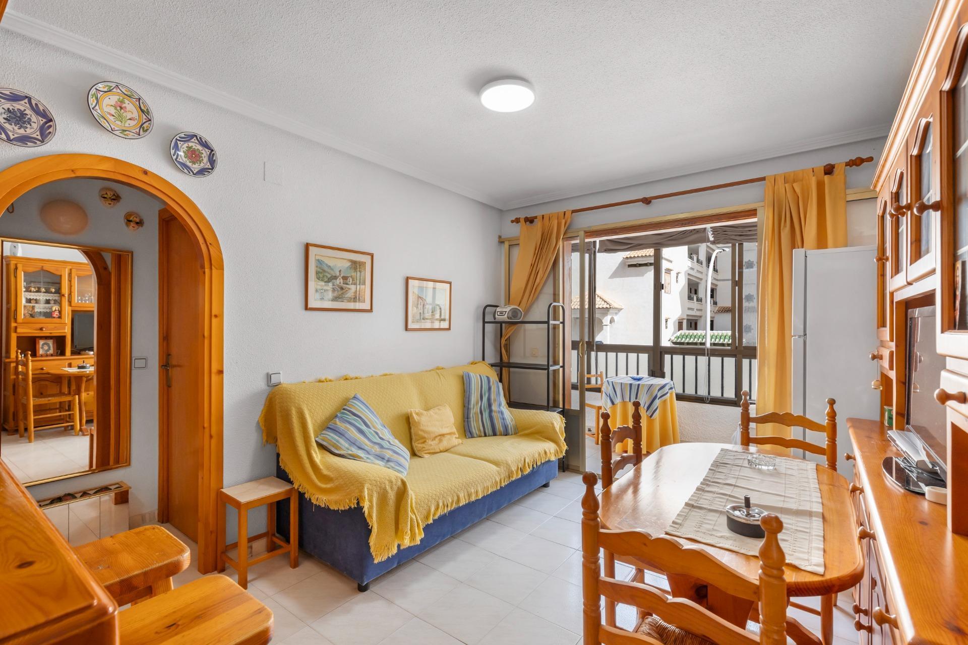 Apartment in Torrevieja (La Mata) — image 2