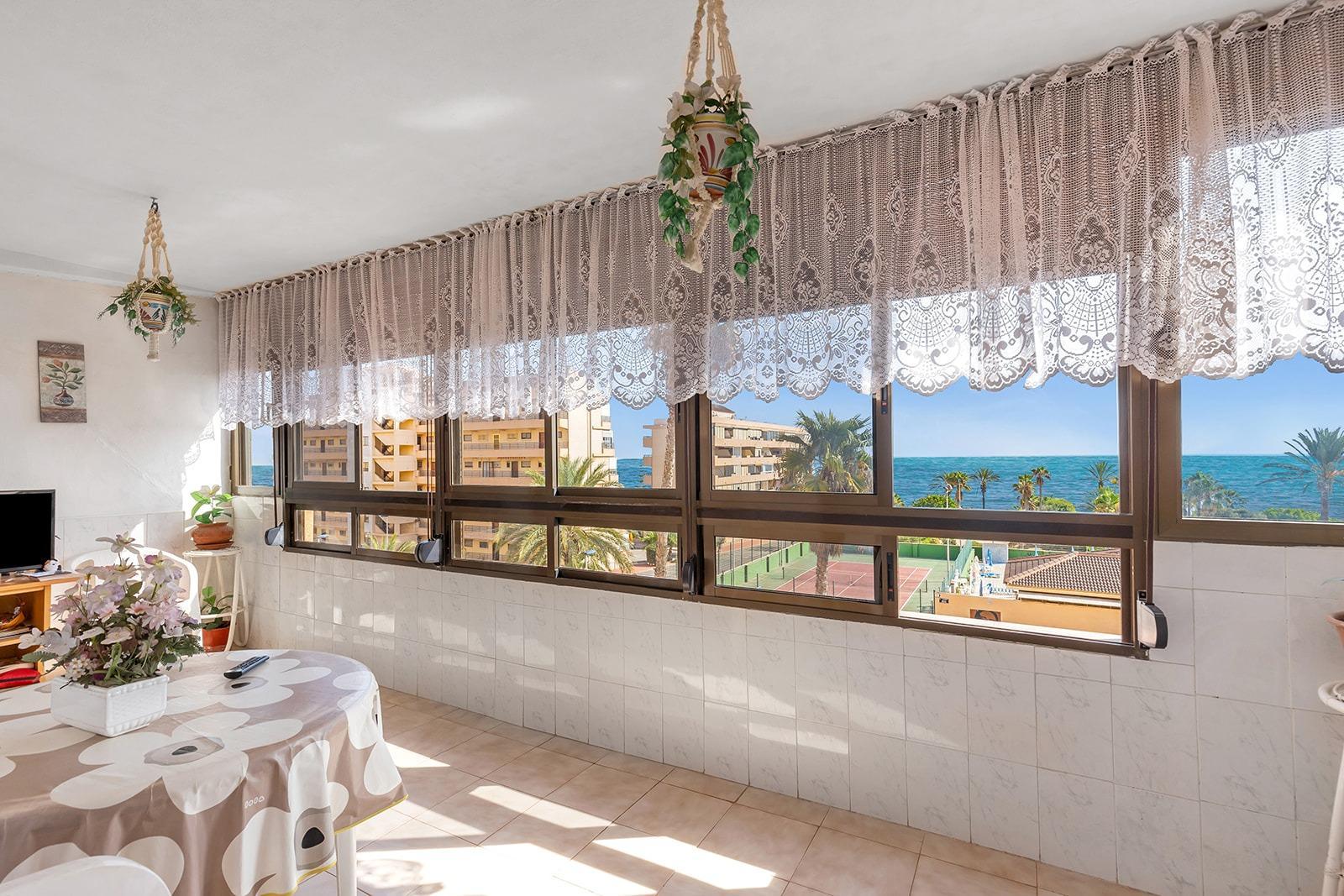 Apartment in Torrevieja (La Mata) — image 2