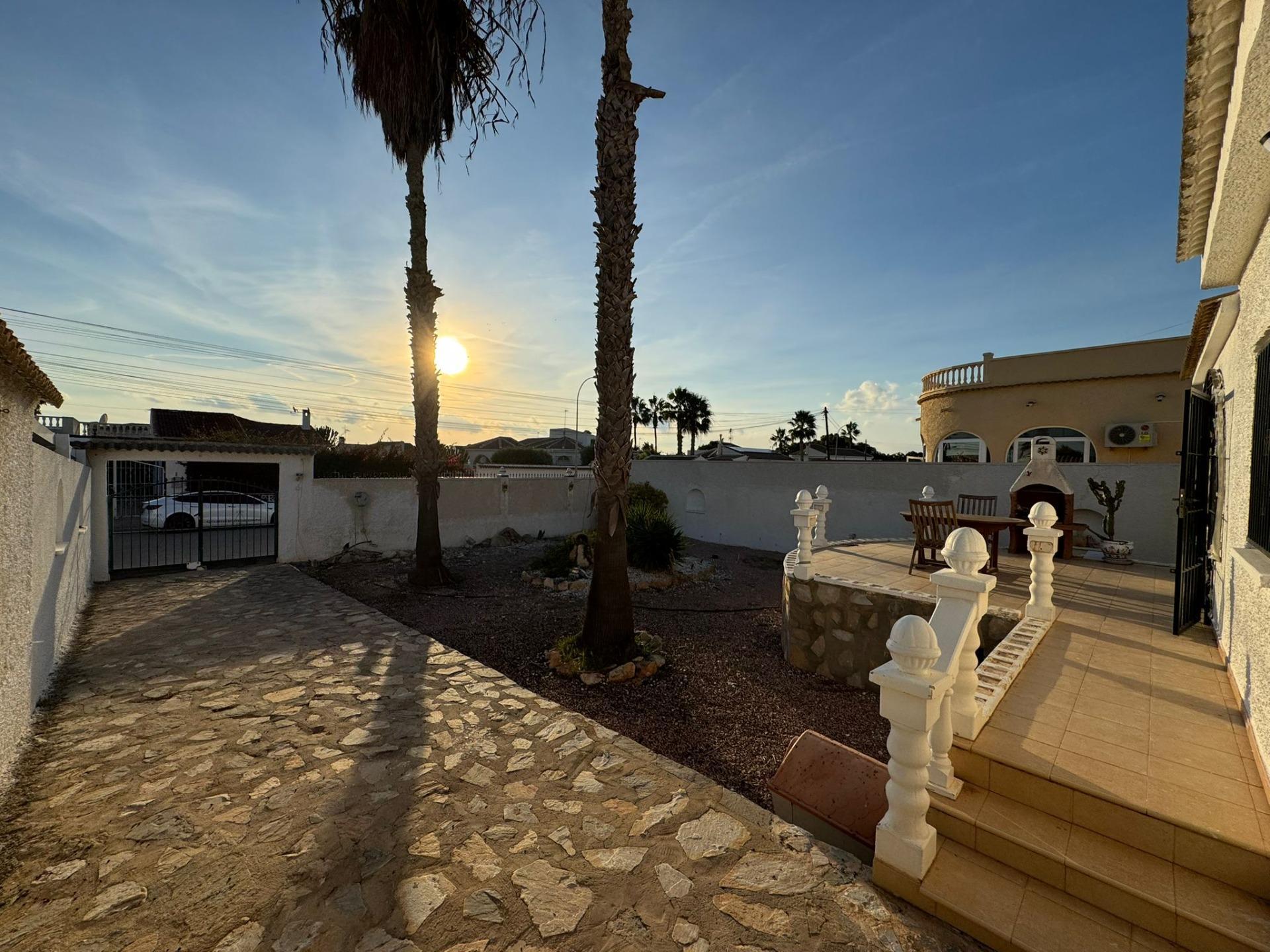 Villa in Torrevieja (San Luis) — image 7