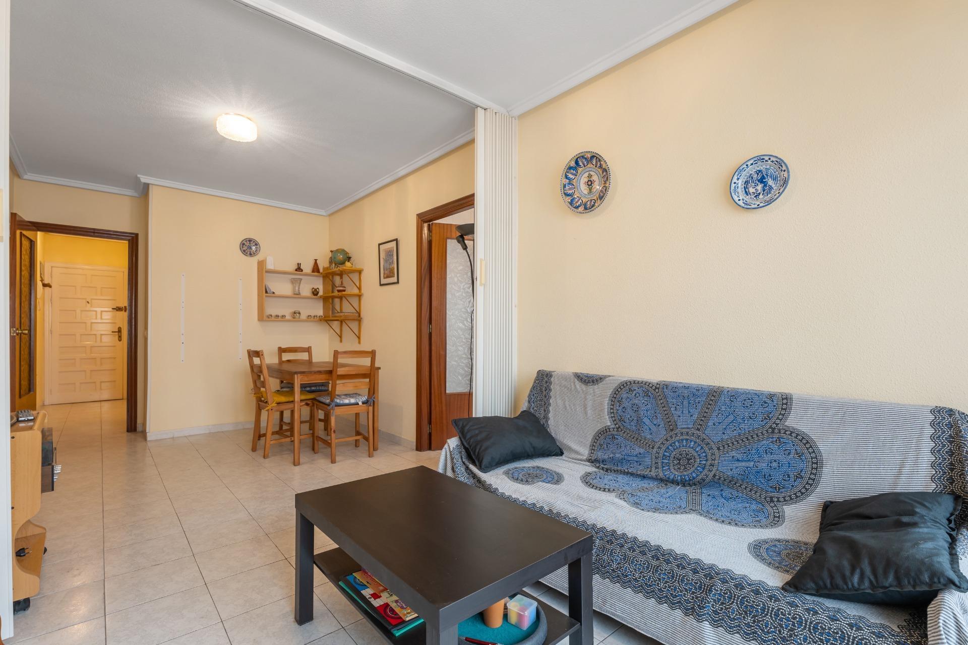 Apartment in Torrevieja (Centro) — image 3