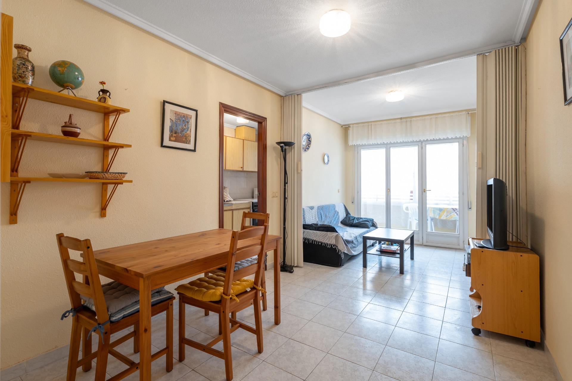 Bedroom Apartment with Pool Views in Torrevieja — image 1