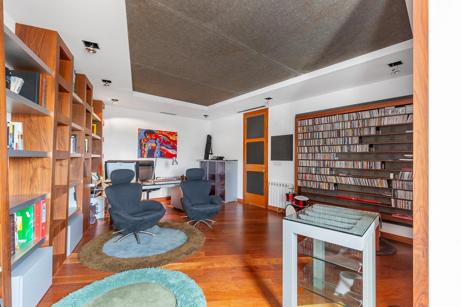 Apartment in Torrevieja (Paseo Maritimo) — image 6