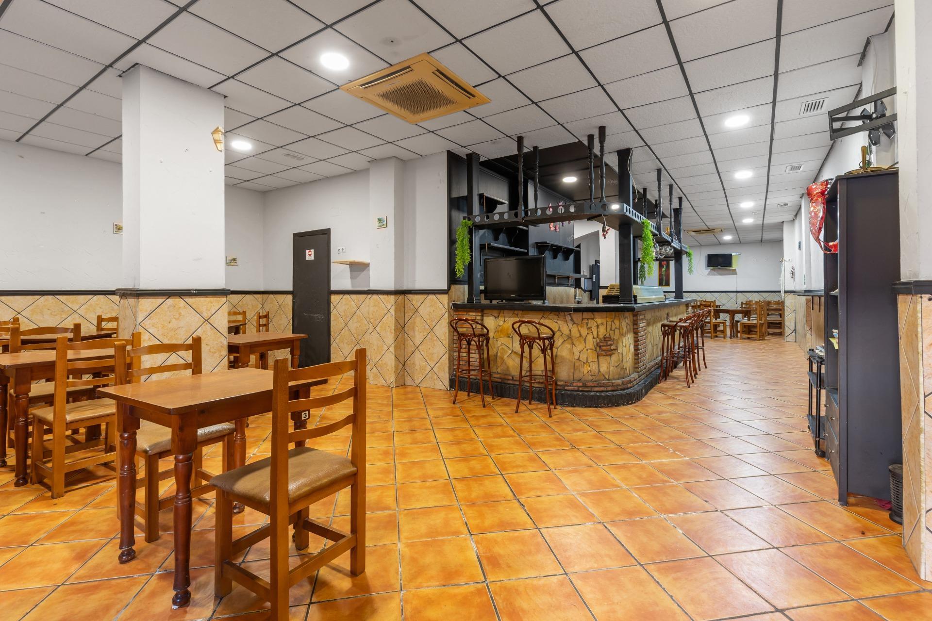 Business-Premise in Torrevieja (Estacion De Autobuses) — image 4