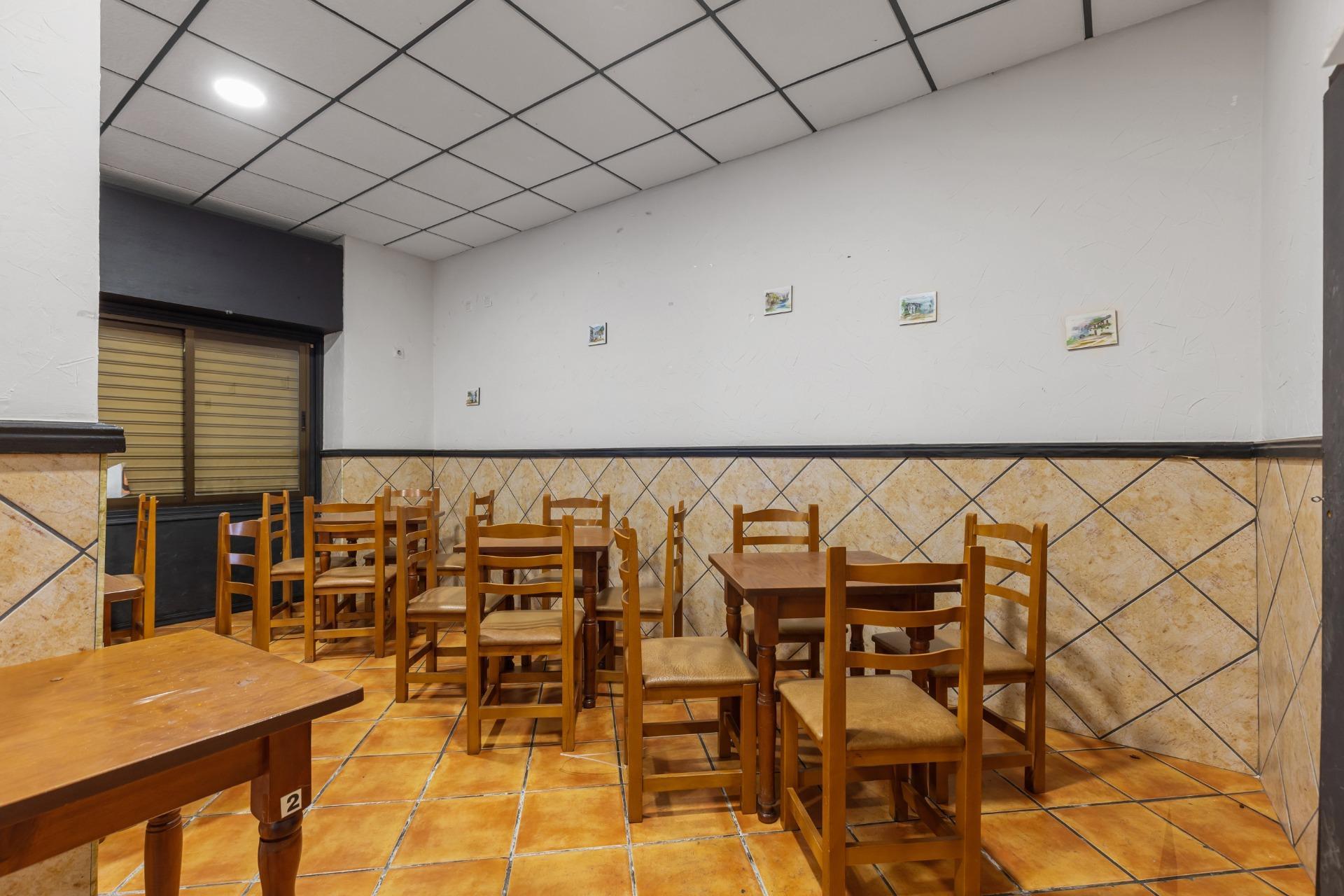 Business-Premise in Torrevieja (Estacion De Autobuses) — image 6