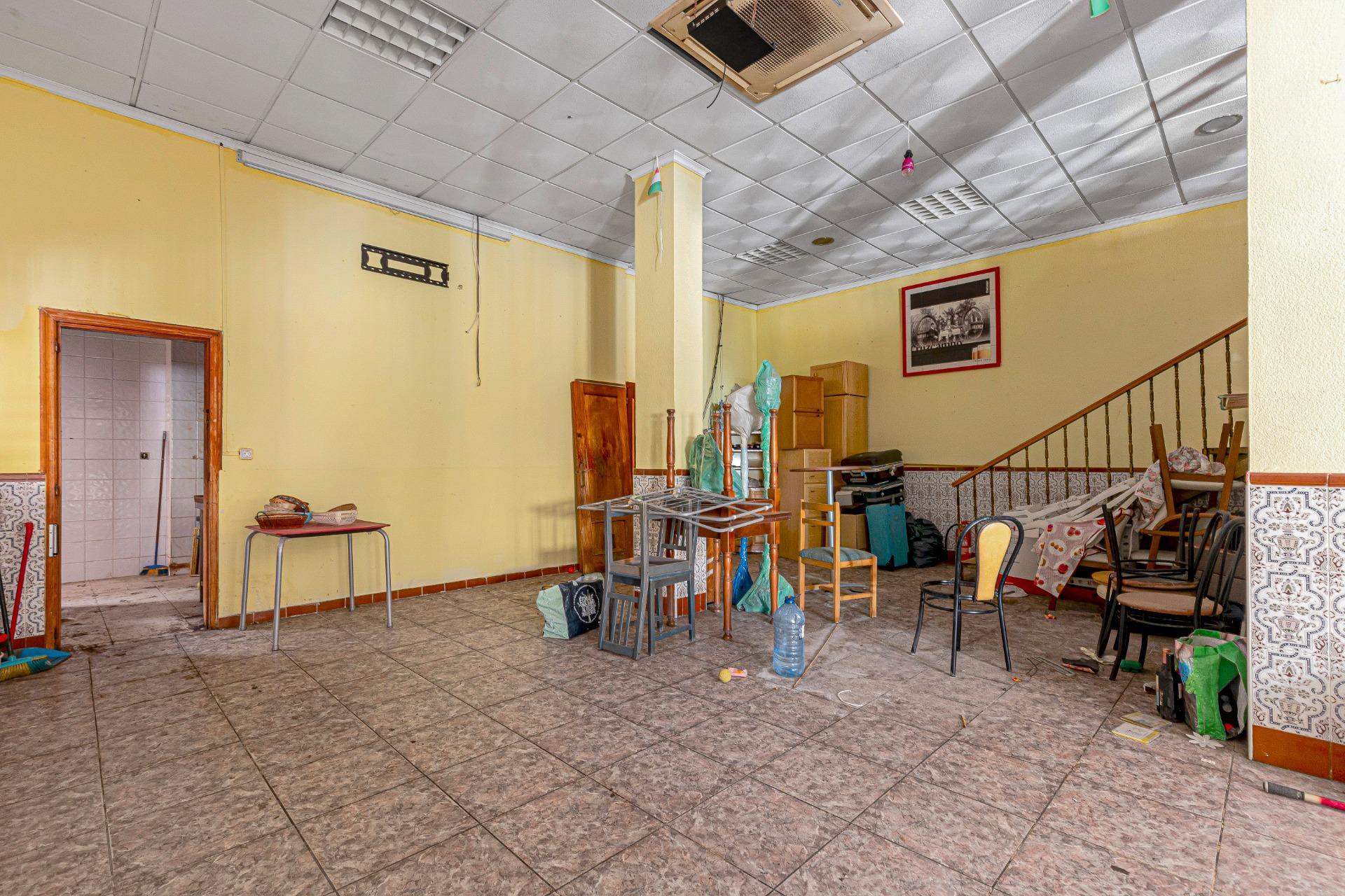 Business-Premise in Torrevieja (Playa Del Cura) — image 6