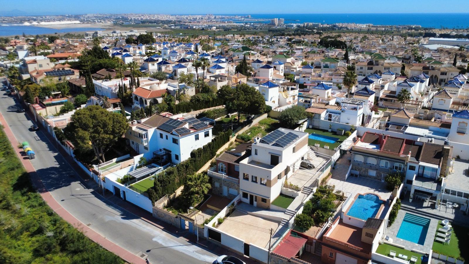 Villa in Torrevieja (Los Balcones) — image 7