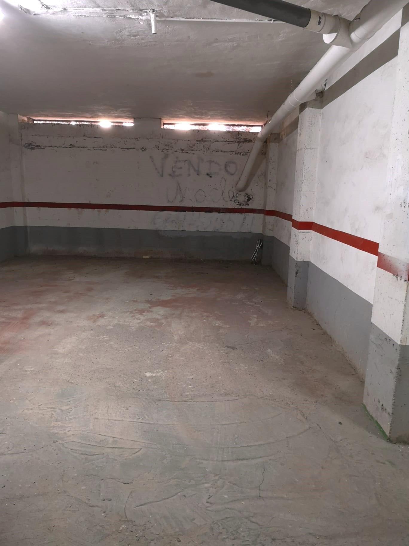 Garage in Torrevieja (Playa De Los Locos) — image 3
