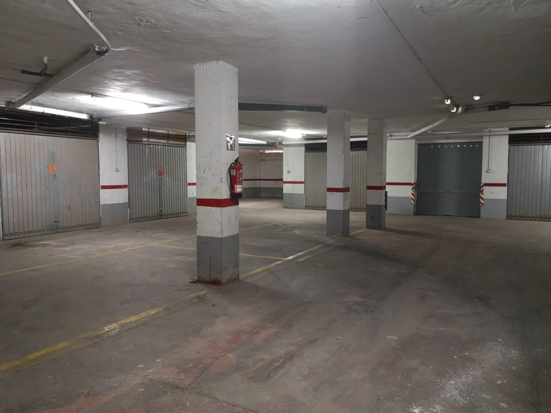 Garage in Torrevieja (Playa De Los Locos) — image 4