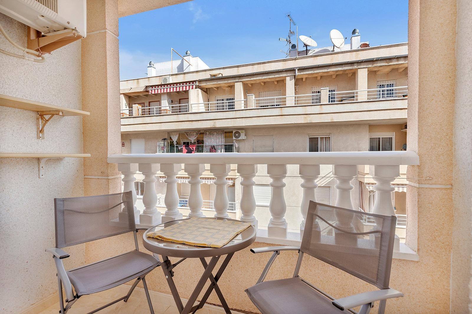 Apartment in Torrevieja (Estacion De Autobuses) — image 2
