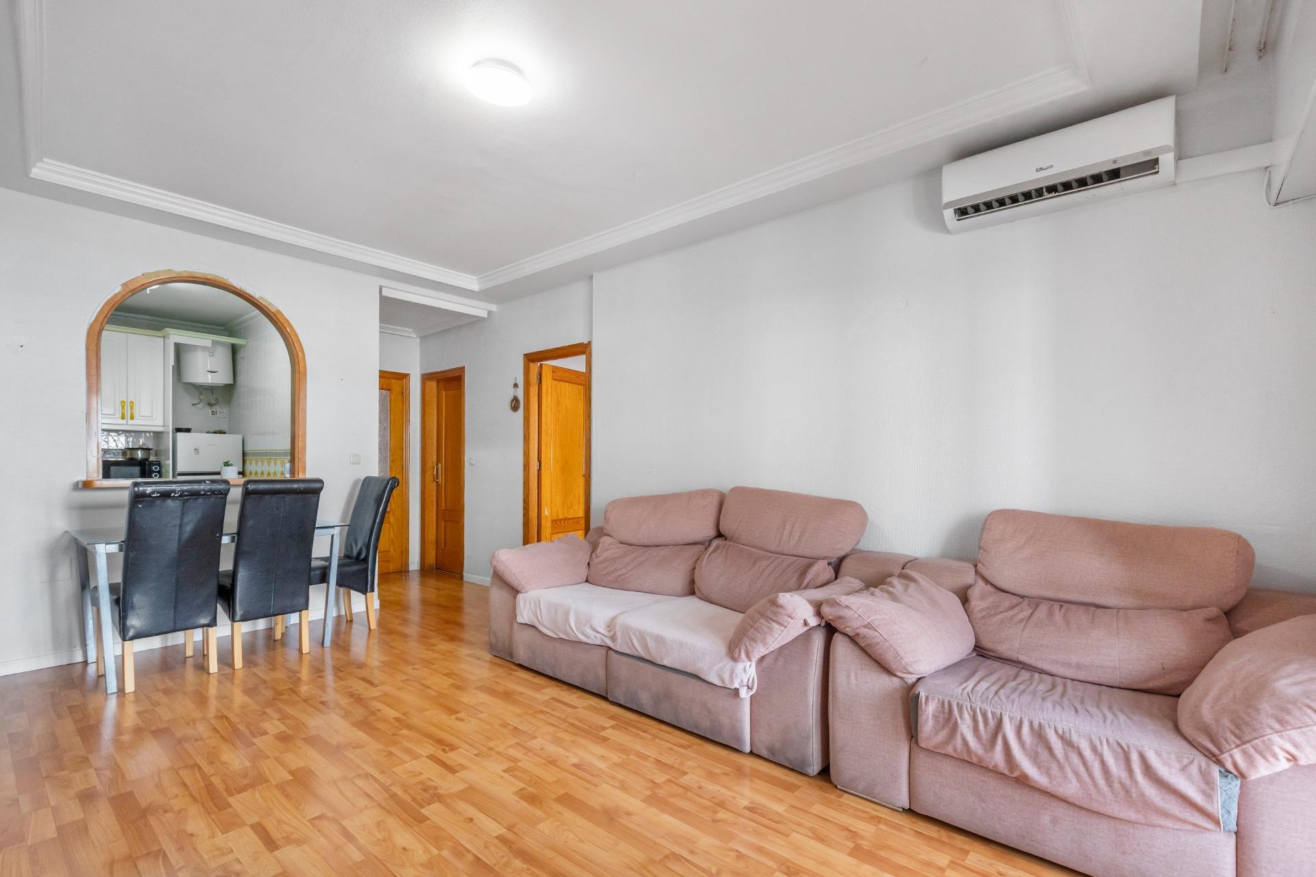 Penthouse in Torrevieja (Playa Del Cura) — image 5
