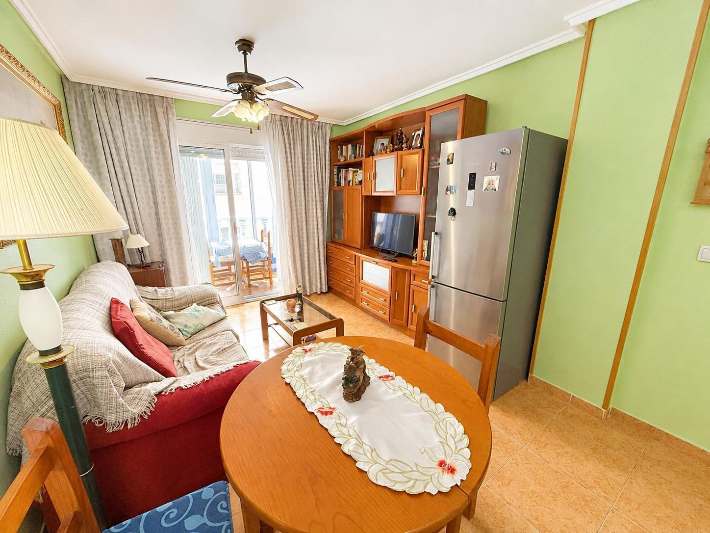 Opportunity for a 2-bedroom apartment with a pool — image 1