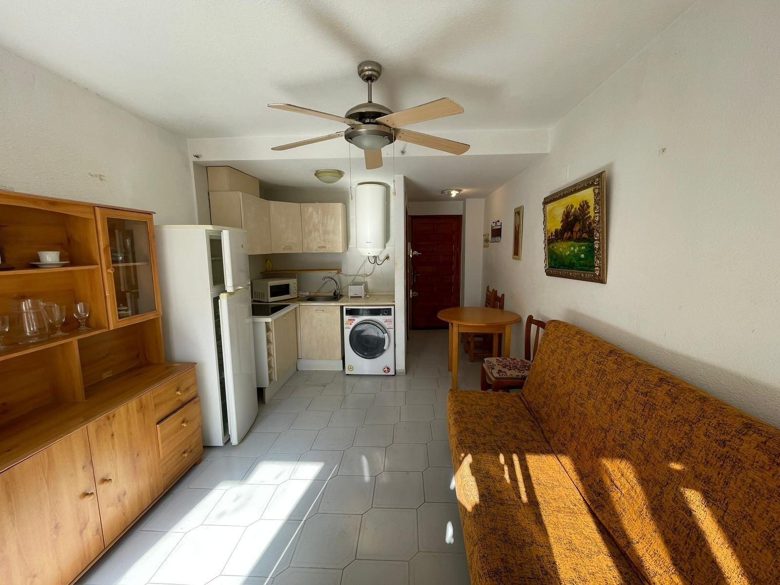 Apartment in Torrevieja (Centro) — image 3